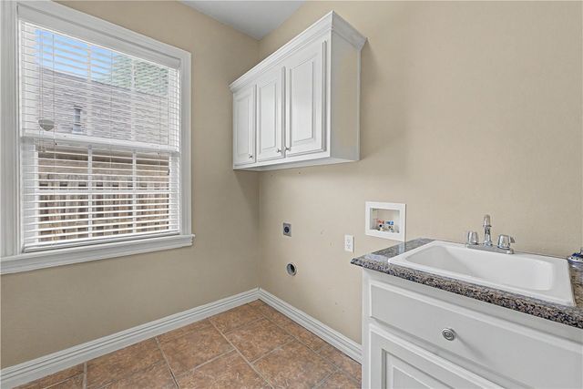2391 N Water Oak Drive, Fayetteville, AR 72704