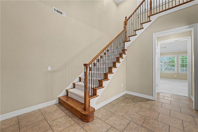 2391 N Water Oak Drive, Fayetteville, AR 72704