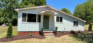 908 E 1st Street, Newton, NC 28658