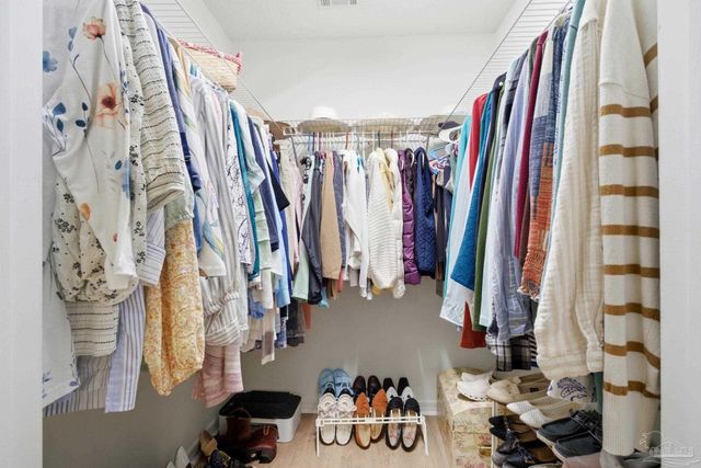 10736 Crosscut Dr, Pensacola, FL 32506