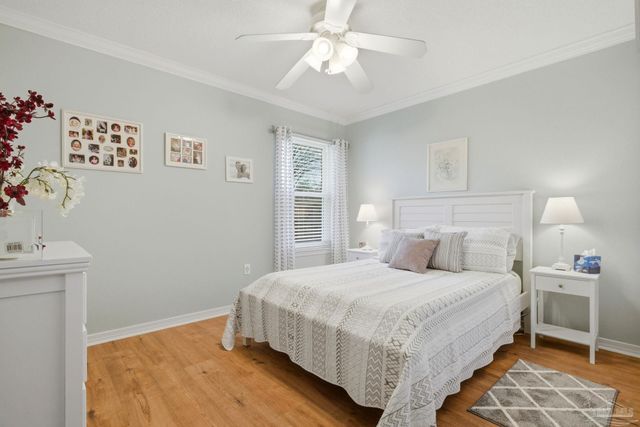 10736 Crosscut Dr, Pensacola, FL 32506