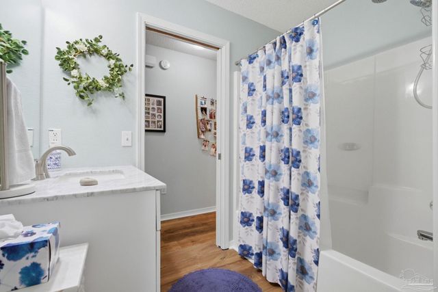 10736 Crosscut Dr, Pensacola, FL 32506