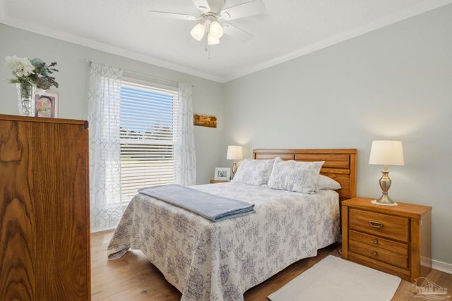 10736 Crosscut Dr, Pensacola, FL 32506