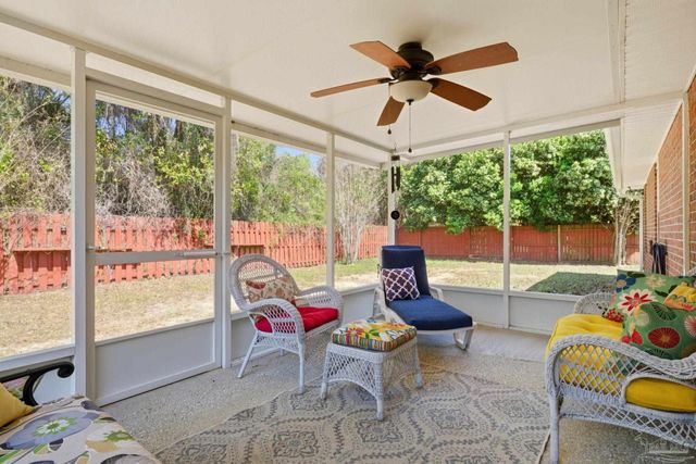 10736 Crosscut Dr, Pensacola, FL 32506