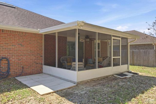 10736 Crosscut Dr, Pensacola, FL 32506