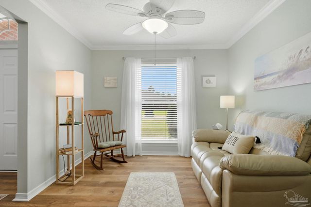 10736 Crosscut Dr, Pensacola, FL 32506