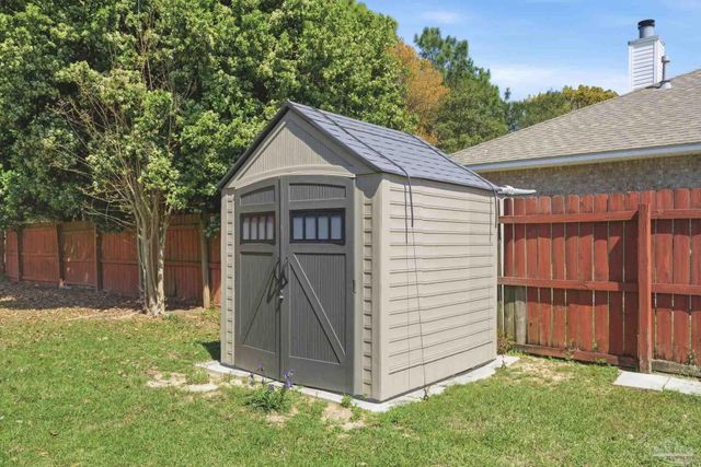 10736 Crosscut Dr, Pensacola, FL 32506