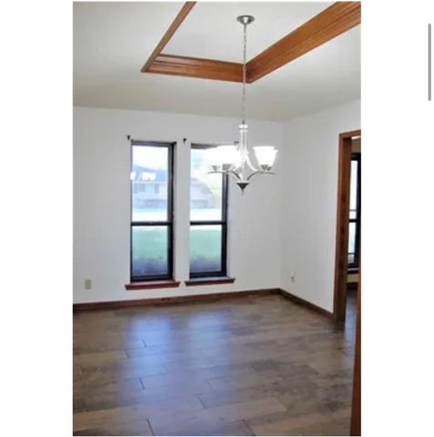 1235 Elaine Dr, Beaumont, TX 77706