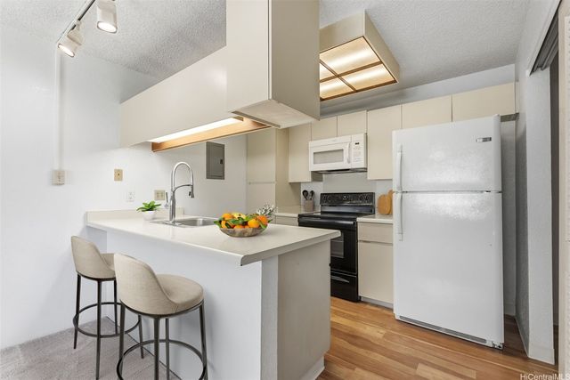 94-1004 Kaukahi Place K11, Waipahu, HI 96797