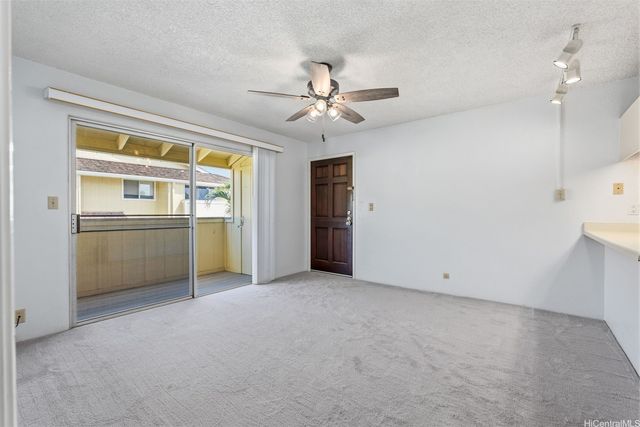 94-1004 Kaukahi Place K11, Waipahu, HI 96797