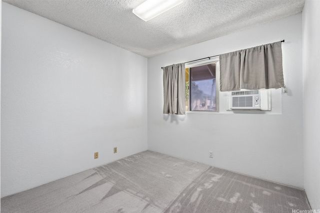 94-1004 Kaukahi Place K11, Waipahu, HI 96797