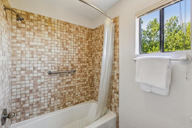 16490 Wood Acres Road, Los Gatos, CA 95030