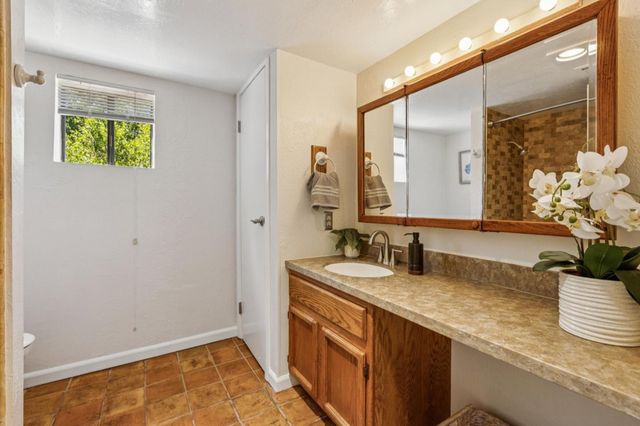 16490 Wood Acres Road, Los Gatos, CA 95030