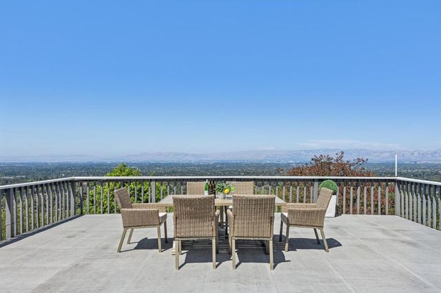 16490 Wood Acres Road, Los Gatos, CA 95030