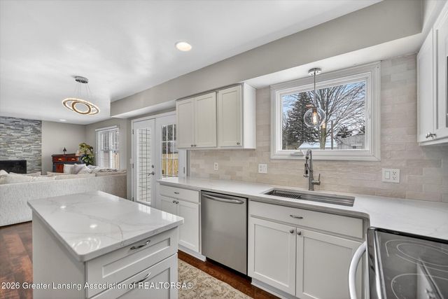 1140 Shelter Lane, Lansing, MI 48912