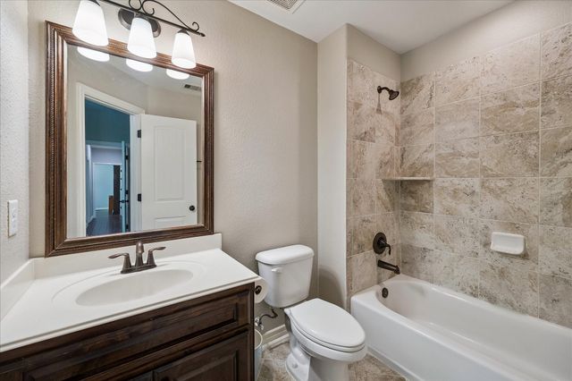 709 Forest Lane Court, Conroe, TX 77302