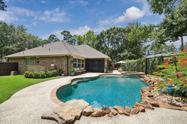 709 Forest Lane Court, Conroe, TX 77302