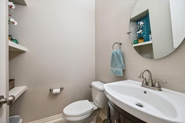 709 Forest Lane Court, Conroe, TX 77302