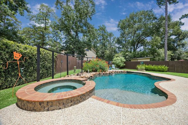 709 Forest Lane Court, Conroe, TX 77302