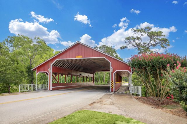 709 Forest Lane Court, Conroe, TX 77302