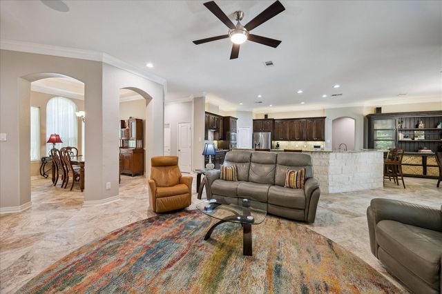 709 Forest Lane Court, Conroe, TX 77302