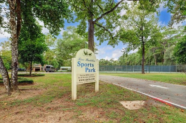 709 Forest Lane Court, Conroe, TX 77302