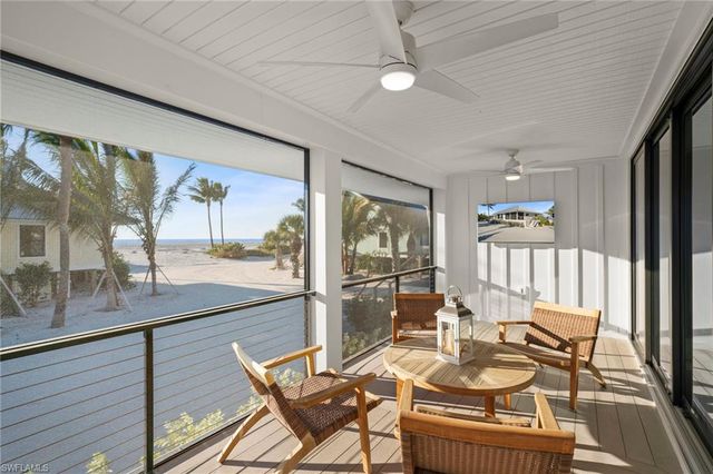 25 Beach Homes, Captiva, FL 33924