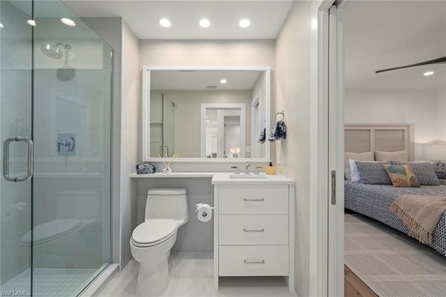 25 Beach Homes, Captiva, FL 33924