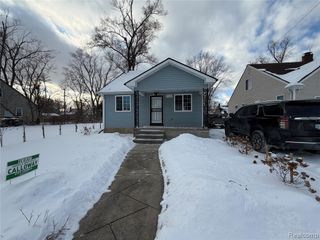 19329 Ashton Avenue, Detroit, MI 48219