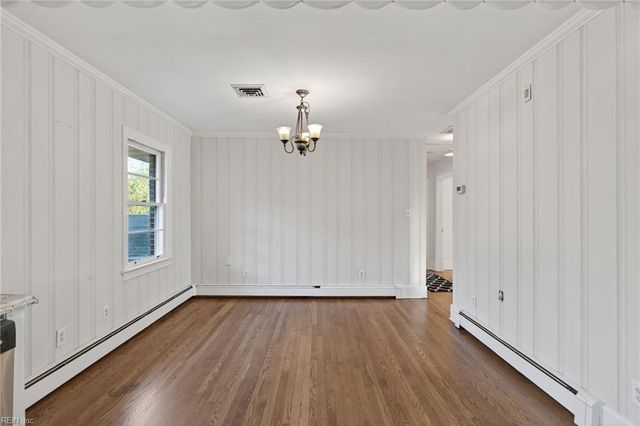 706 Maryland AVE, Suffolk, VA 23434