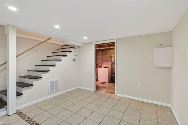 706 Maryland AVE, Suffolk, VA 23434