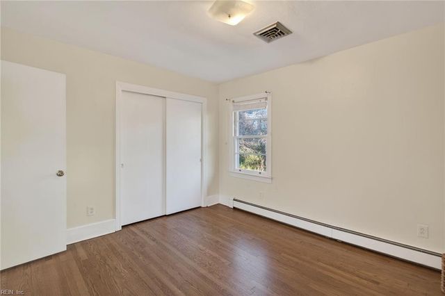 706 Maryland AVE, Suffolk, VA 23434