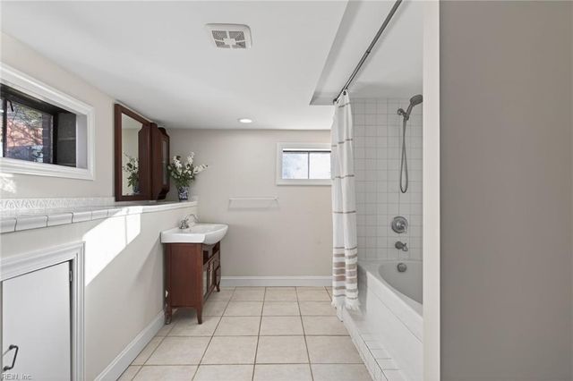 706 Maryland AVE, Suffolk, VA 23434