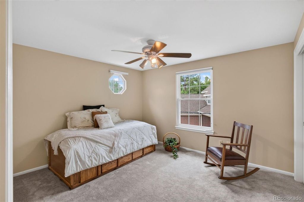 Image 19 of property listing at 5927 E Jamison Lane, Centennial, CO 80112