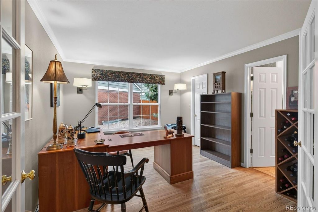 Image 24 of property listing at 5927 E Jamison Lane, Centennial, CO 80112