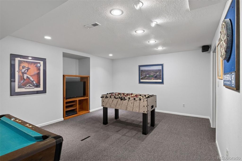 Image 27 of property listing at 5927 E Jamison Lane, Centennial, CO 80112