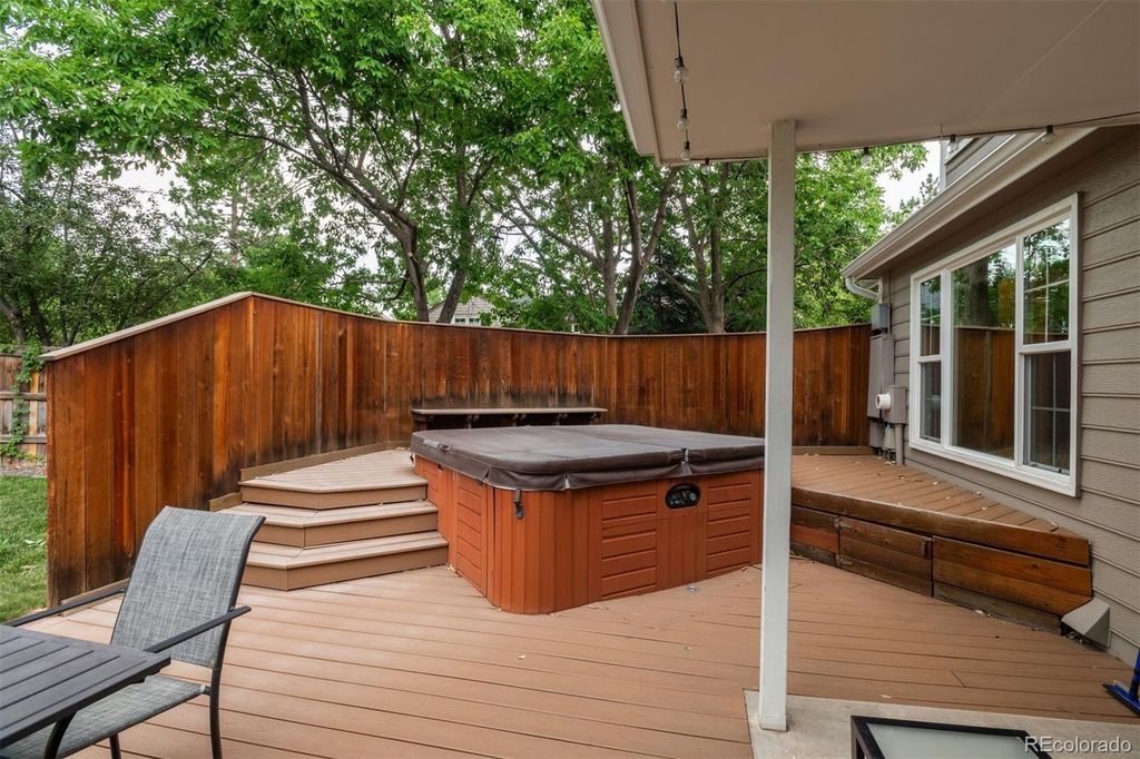 Image 32 of property listing at 5927 E Jamison Lane, Centennial, CO 80112