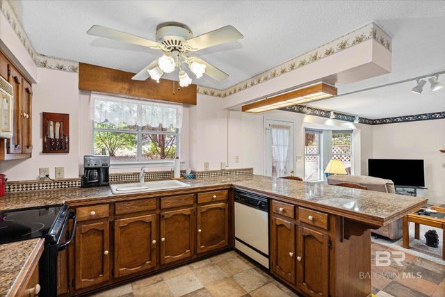 639 Ridgewood Drive, Daphne, AL 36526