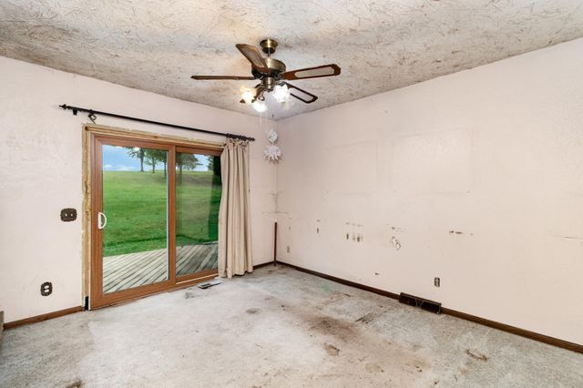 9340 Pierson Lake Drive, Chaska, MN 55318