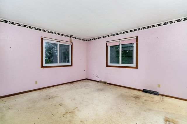 9340 Pierson Lake Drive, Chaska, MN 55318