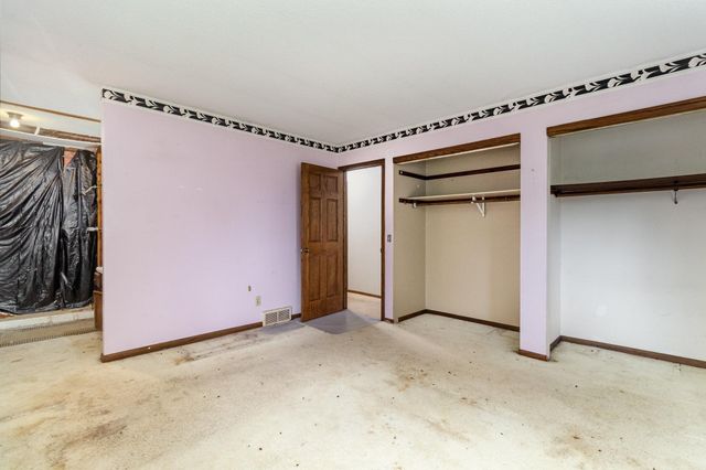 9340 Pierson Lake Drive, Chaska, MN 55318