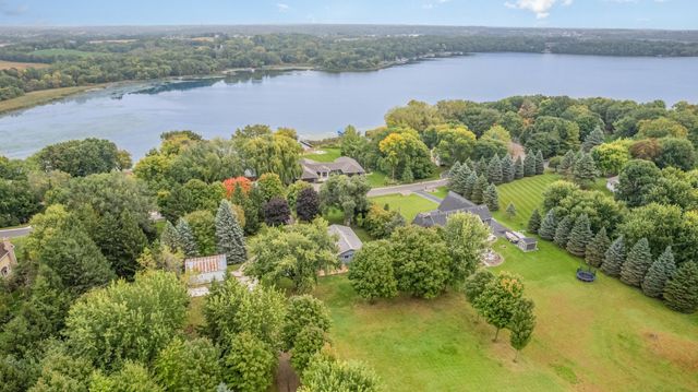 9340 Pierson Lake Drive, Chaska, MN 55318