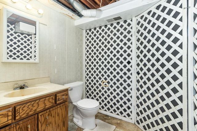 9340 Pierson Lake Drive, Chaska, MN 55318