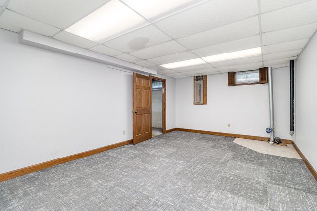 9340 Pierson Lake Drive, Chaska, MN 55318