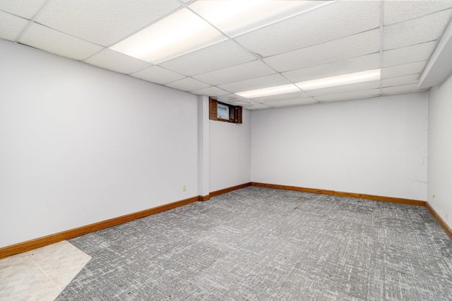 9340 Pierson Lake Drive, Chaska, MN 55318