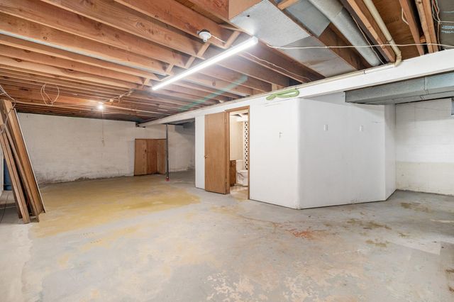 9340 Pierson Lake Drive, Chaska, MN 55318