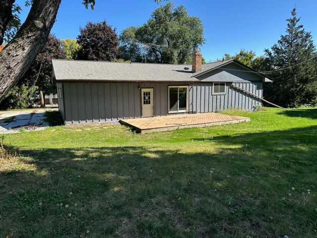 9340 Pierson Lake Drive, Chaska, MN 55318