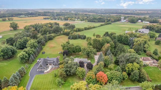 9340 Pierson Lake Drive, Chaska, MN 55318