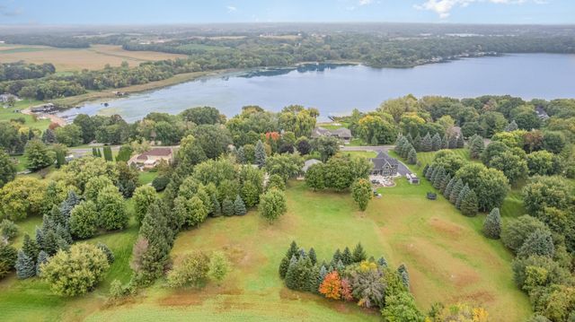 9340 Pierson Lake Drive, Chaska, MN 55318