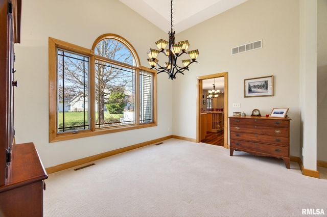 709 MARCUS Court, Chillicothe, IL 61523